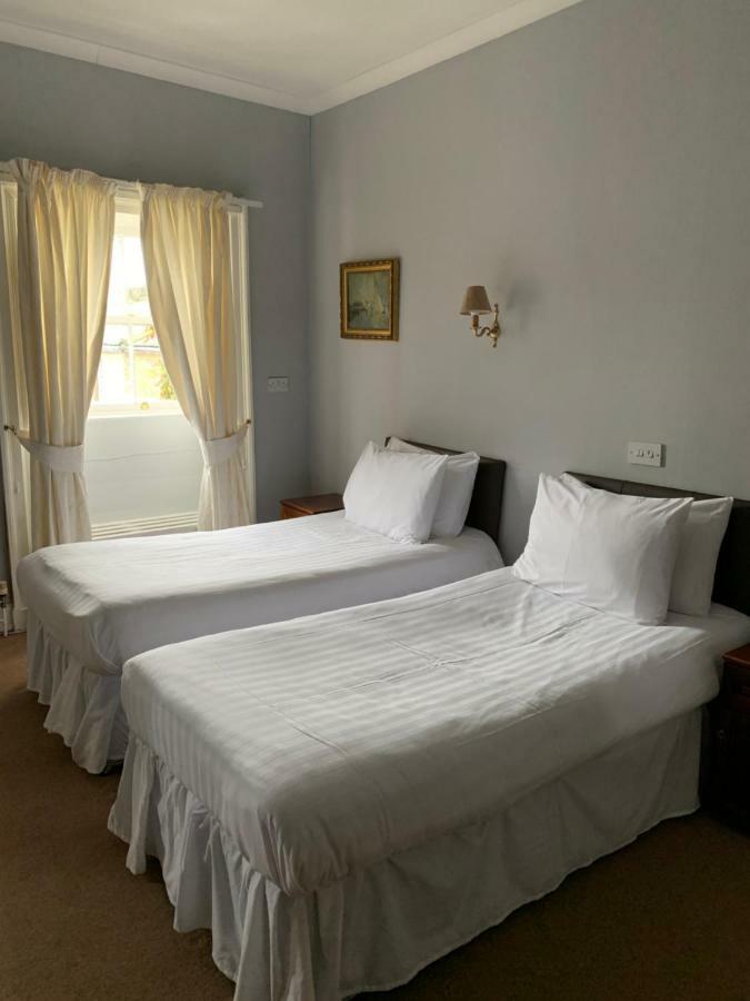 Blue Bell Hotel Belford Exterior foto